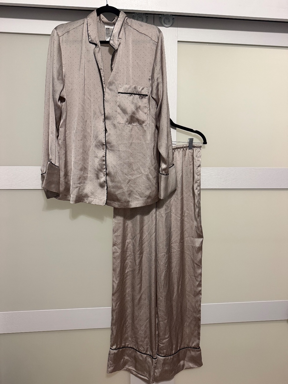 H&M Satin Polka Dot Pajama Set M EUC